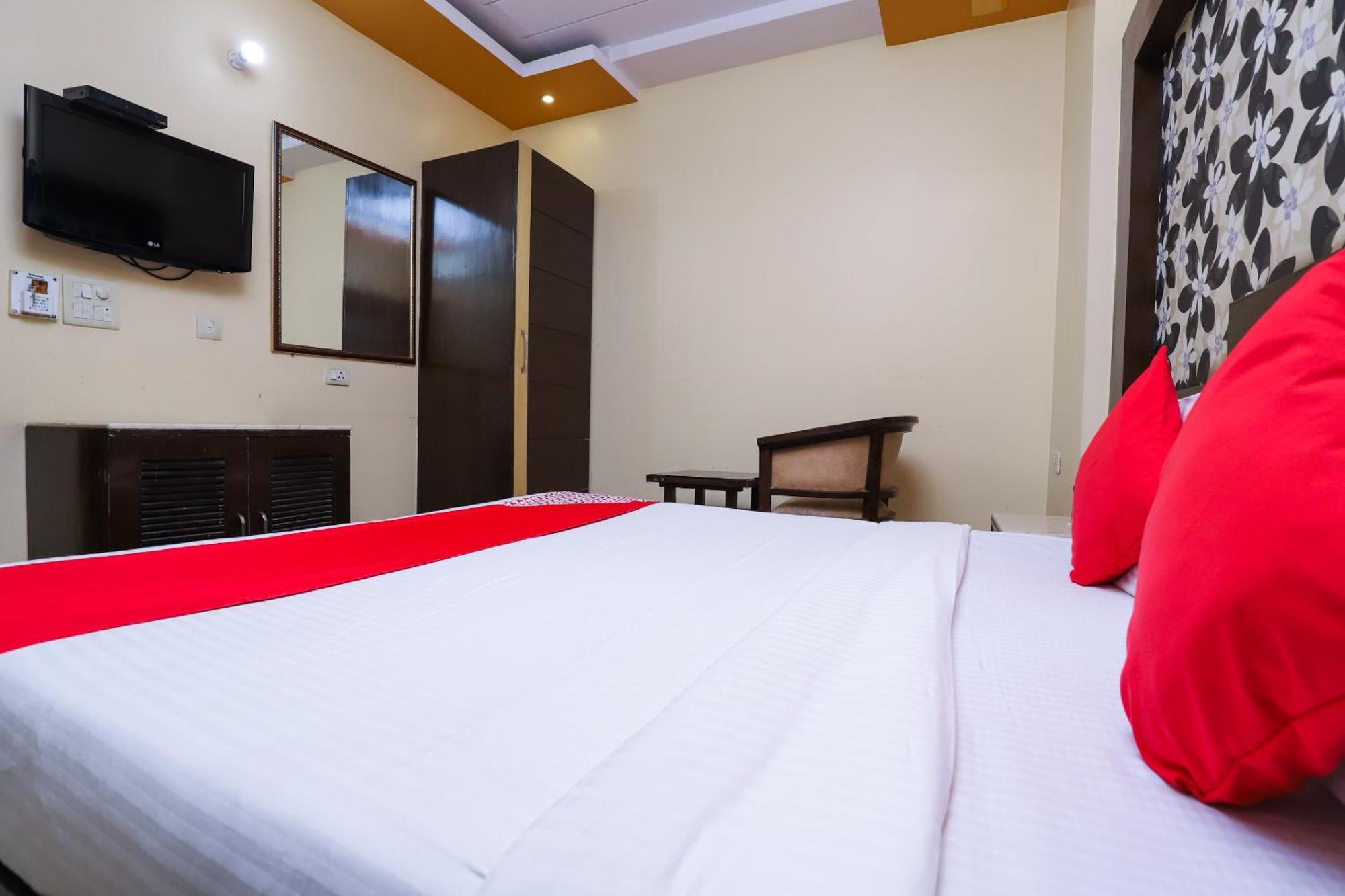 Hotel O J P Inn Near Patel Nagar Metro Station New Delhi Exterior photo