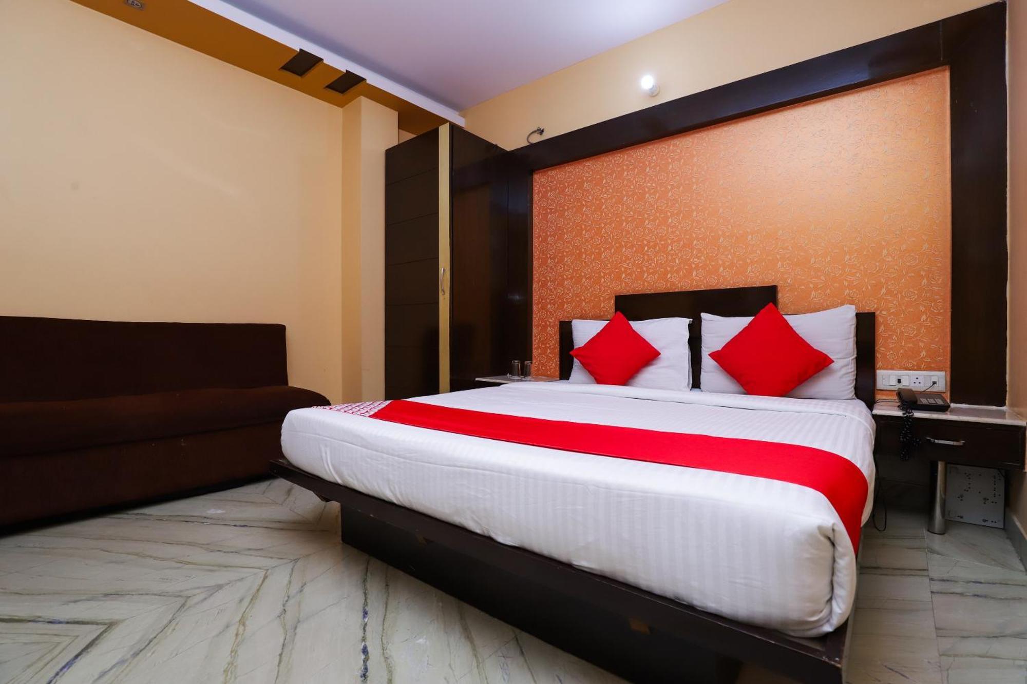 Hotel O J P Inn Near Patel Nagar Metro Station New Delhi Exterior photo